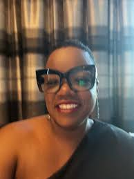 Dee Mcqueen's Instagram, Twitter & Facebook