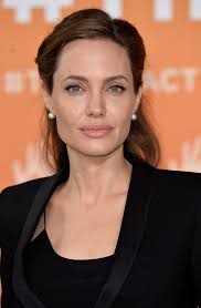 Angelina Jolie Diagnosed With Bell's Palsy: What You Need to Know |  PEOPLE.com