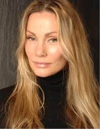 Virginia Hey's Instagram, Twitter & Facebook