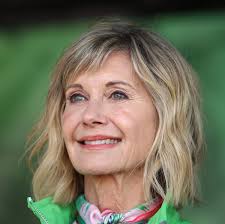 Olivia Newton John: diva di stile ed eleganza