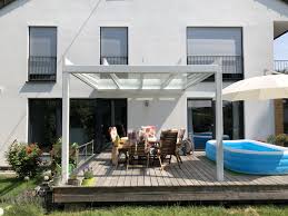 Terrassendach Mit Kubischer Form Terrassen Dach Terrassendach Dachformen