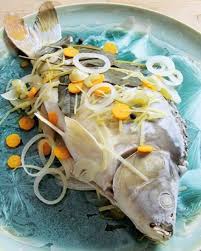 Ein Weihnachtsrezept Fur Karpfen Blau Von Anna Schwarzmann Suddeutsche Zeitung Magazin Rezepte Karpfen Blau Lebensmittel Essen