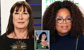 Winfrey's first show, heavily slanted toward the realm of pop psychology, centered on how to find a husband/wife or how to keep your present spouse. Anjelica Huston Says Oprah Winfrey Has Held A Grudge Since She Beat Her For An Oscar In 1986 Daily Mail Online