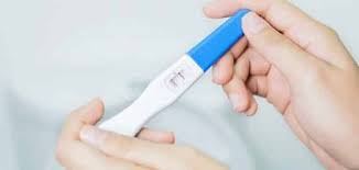 في حال وجود حمل، يقوم الاختبار باكتشاف هرمون الحمل بعد حوالي 10 أيام من غياب الدورة الشهرية. Ø¨Ø¹Ø¯ ÙƒÙ… ÙŠÙˆÙ… Ù…Ù† ØªØ§Ø®Ø± Ø§Ù„Ø¯ÙˆØ±Ø© Ø§Ø¹Ù…Ù„ ØªØ­Ù„ÙŠÙ„ Ø­Ù…Ù„ Ù…Ù‚Ø§Ù„