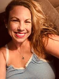 So proud of myself !!! Whether you've read 150, 3 or 10 books this year be  proud of yourself!! Reading is a passion 💗