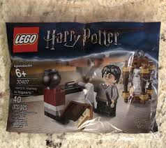 Lego Harry Potter 30407 Harry S Journey To Hogwarts New In Sealed Polybag Harrypotter Harry Book Lego Harry Potter Harry Potter Lego Sets Hogwarts