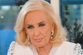 Se quejó por el aire acondicionado. Mirtha Legrand La Nacion
