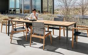 Post Modern Mid Century Styled Patio Furniture By Gloster For Stylish Sleek Simplist Modern Outdoor Patio Modern Outdoor Dining Sets Modern Outdoor Furniture