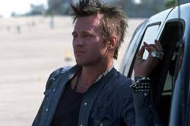 Val kilmer was born in los angeles, california, to gladys swanette (ekstadt) and eugene dorris kilmer, who was a real estate developer and aerospace equipment distributor. Bild Zu Val Kilmer The Salton Sea Die Zeit Der Rache Bild Val Kilmer Filmstarts De