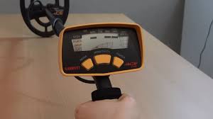 It is fitted with features like metal recognition capabilities and depth. Garrett Ace 150 Im Test Testbericht Produktdetails Platz 4