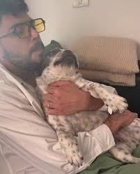 גיבורת על , גדולה מהחיים .