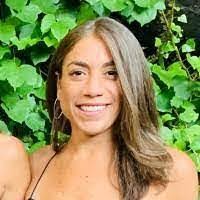 Deanna Serio's Instagram, Twitter & Facebook