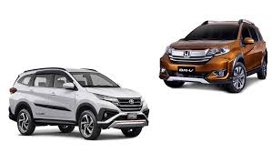 Honda brv vs honda hrv which car is right for you. Honda Br V Facelift Vs Toyota Rush Which One Is Better Pakwheels Blog