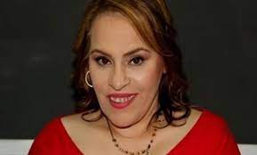 توفيت الفنانة نادية العراقية ؛ متأثرة بإصابتها بفيروس كورونا، وذلك وفقا لما أعلنته ابنتها مي محروس عبر صفحتها على فيس بوك. Lfvyvrrrtqzkim