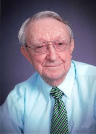 Dixie Spence's Instagram, Twitter & Facebook