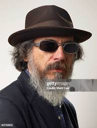 394点のLarry Suttonの写真と高解像度写真