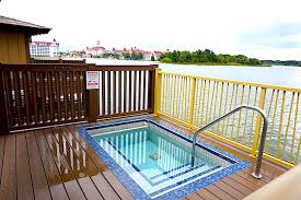 Splash into fun during your stay at disney's polynesian villas & bungalows. Visit The Tropics At Disney S Polynesian Villas Bungalows Luxury Disney Travel Agents Glass Slipper Concierge Authorized Disney Vacation Planner