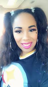 Happy small business Sunday 😁 I am the owner and Esthetician of Fern &  Cedar Skincare I specialize in facials and waxing services ✨ I treat a  variety of skin concerns and