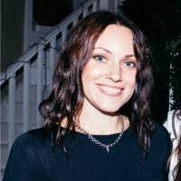 Karen Lamberton's Instagram, Twitter & Facebook