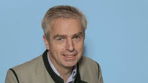 Dietramszell: Bürgermeister Josef Hauser bleibt Vorsitzender im Ortsverein  der Freien Wähler