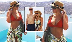 The couple on holiday in the bahamas (image. Jordan Pickford Girlfriend Megan Davison Flaunts Eye Popping Cleavage In Sexy Swimwear