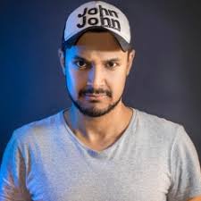 Stream Rafael Oliver music