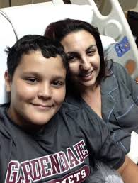 UA graduate creates cancer memorial scholarship in honor of late mother