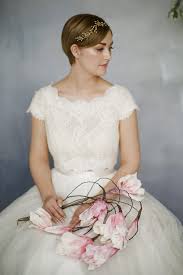 Buy one, get one 50% off. How To Style Wedding Hair Accessories With Short Hair Love My Dress Uk Wedding Blog Wedding Directory
