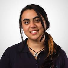 Nicole Truscott's Instagram, Twitter & Facebook