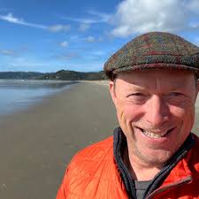 I own 4 silicone scrubbers and each one has its own purpose 🧽 Comment the  word “SCRUB” and I'll dm you each one for your convenience 🤝 #memsgrooming  #hygiene #selfcare