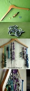Easy Hanging Idea For Necklaces Or Baby Headbands Jewellery Storage Crafts Diy Projects