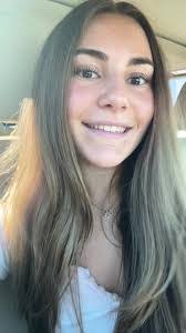 Amelia Pearson's Instagram, Twitter & Facebook