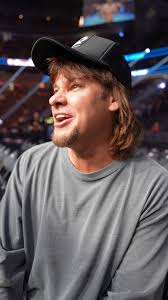 🗣️ THEO VON IS IN THE BUILDING #UFC310