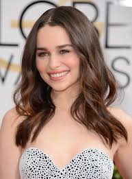 Dankjewel Emilia Clarke voor je vertolking van Daenerys Targaryen. We  zullen die epische speeches in Dothraki & High Valyrian nooit vergeten, zo  perfect uitgevoerd & om te bedenken dat je 2 hersenaneurysma's