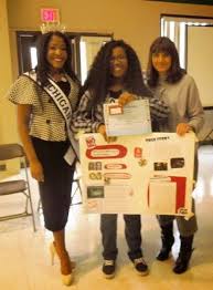 Talking Taylor Schools: DRUG FREE TAYLOR: Plenty of awards handed out  before 140 families