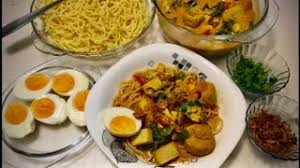 Dan sebagian besar disebabkan karena tempat buang air besar yang terbuka. Bawang Besar In English