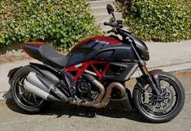 The 2011 model year diavel debuted in november 2010 at the eicma motorcycle show in milan. Test Ride 2012 Ducati Diavel Carbon Red Our Auto Expert