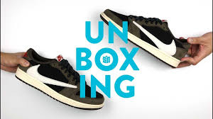 Us mens size 10.5 | 11.5. Travis Scott Jordan 1 Low Unboxing Youtube