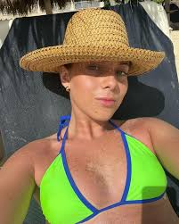 Flor 💫 (@florurbanok) • Instagram photos and videos