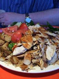 A mouthwatering chicken shawarma recipe served with rice and creamy garlic sauce! Chicken Shawarma Platter Picture Of Shawarma Palace Ottawa Tripadvisor