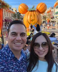 Happy birthday to the love of my life. Spent the day celebrating Veronica  for the wonderful wife, incredible mother and amazing woman that she is.  Cheers 🥂. Feliz cumpleaños al amor de