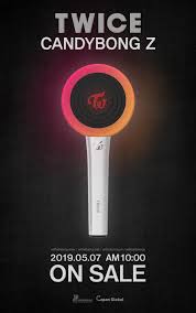 It is not simply a normal glowing stick but for every korean group, it has its own meaningful message. Sederet Light Stick Grup K Pop Yang Bentuknya Menggemaskan