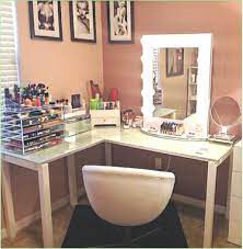 36 Diy Corner Makeup Vanity Table Decor Ideas Beauty Room Decor Ecke Cornervanity In 2020 Beauty Room Glam Room Corner Makeup Vanity