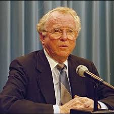 Former GM Chairman and CEO Roger Smith dies at 82