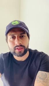 Simi Singh's Instagram, Twitter & Facebook