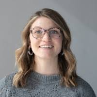 Emma Dow's Instagram, Twitter & Facebook