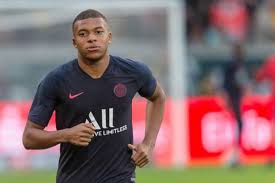Many at real madrid still maintain hopes of signing kylian mbappe this summer, which hinges on the player's reluctance to sign a new deal coupled with the arrival of leo messi. Rumour Has It Real Madrid Can T Afford Kylian Mbappe Chelsea Lead David Alaba Race