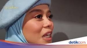 Terlepas dari kasus yang kini menderanya, sosok steffy burase mampu membuat. Antara Senang Dan Sedih Perasaan Lesti Pertama Kali Tampil Berhijab