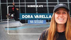 Tnt energy drink, kanui, neutrox, hosoi skateboards. Dora Varella Na Sessao Sobreskate Sobreskate