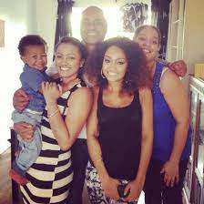 She was raised by her parents deborah thornhill (worked at the harlington community school) and john l. Little Mix On Twitter Little Mix Move Little Mix Leigh Anne Pinnock Instagram